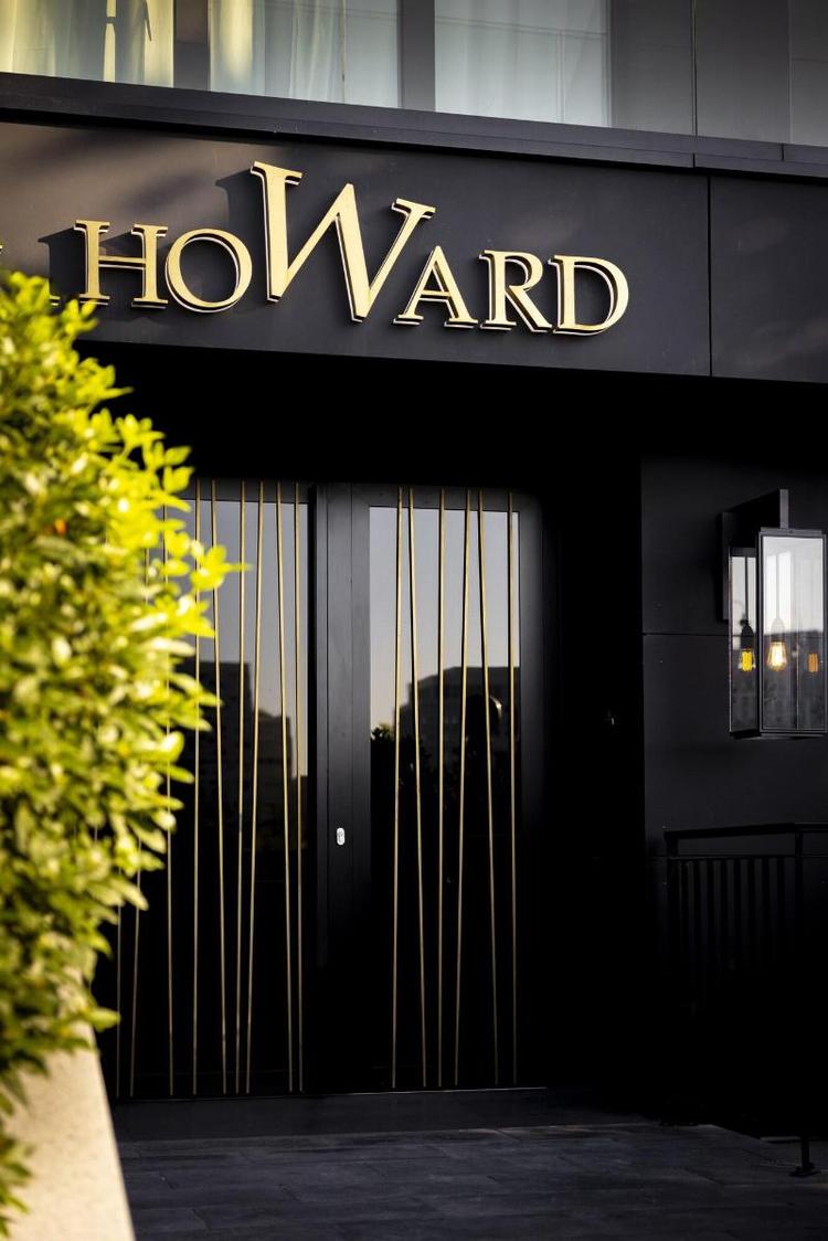 Howard Sur Seine