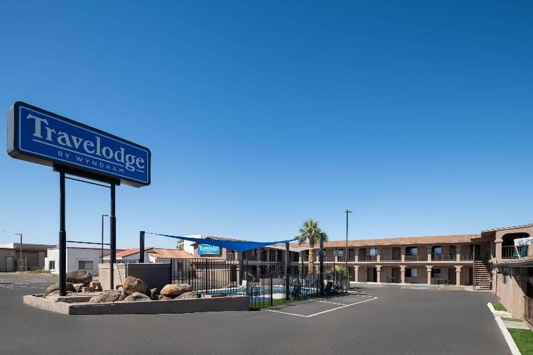 Travelodge By Wyndham Parker