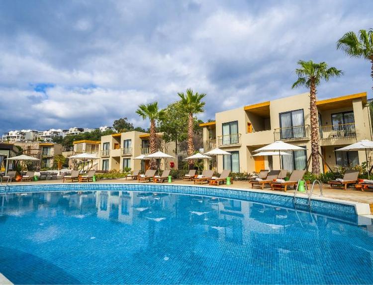 Helis Suites
