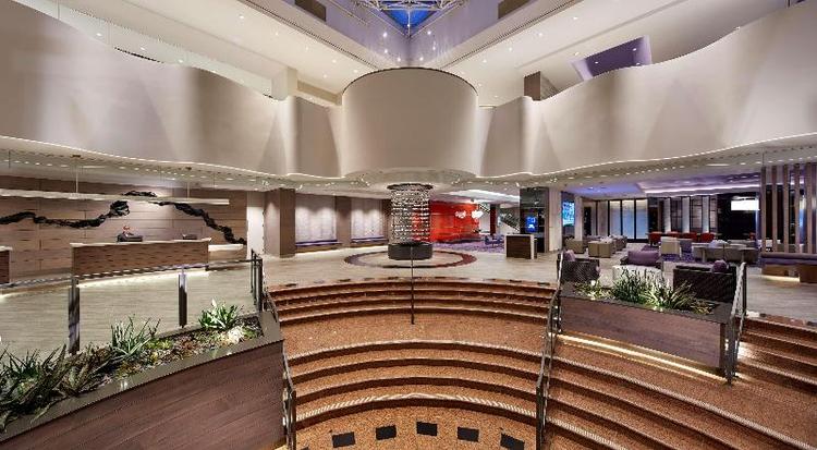 Hilton Long Beach & Executive Meeting Center