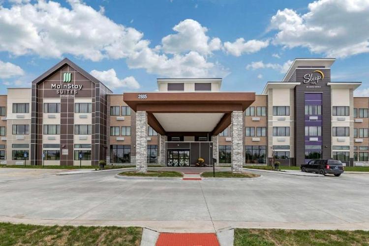 Sleep Inn & Suites Milwaukee/franklin