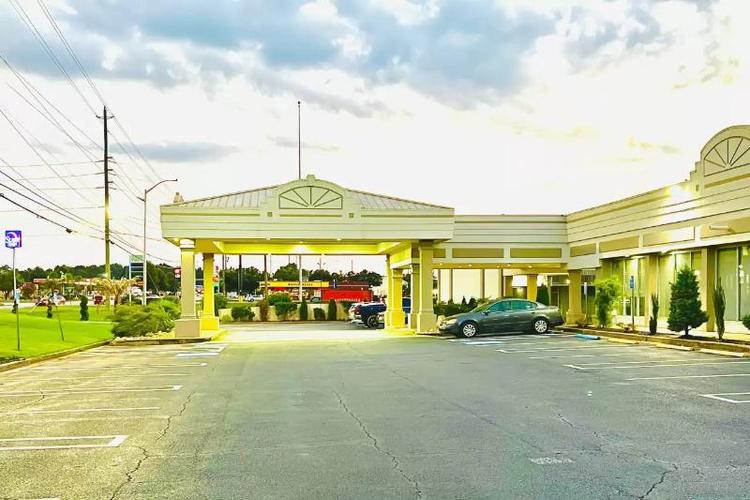 Suburban Studios Mcdonough