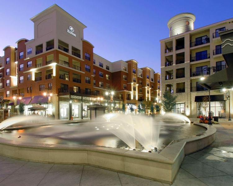 Hilton Promenade