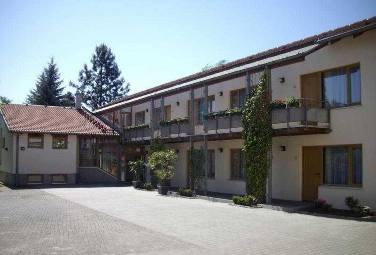 Port Inn