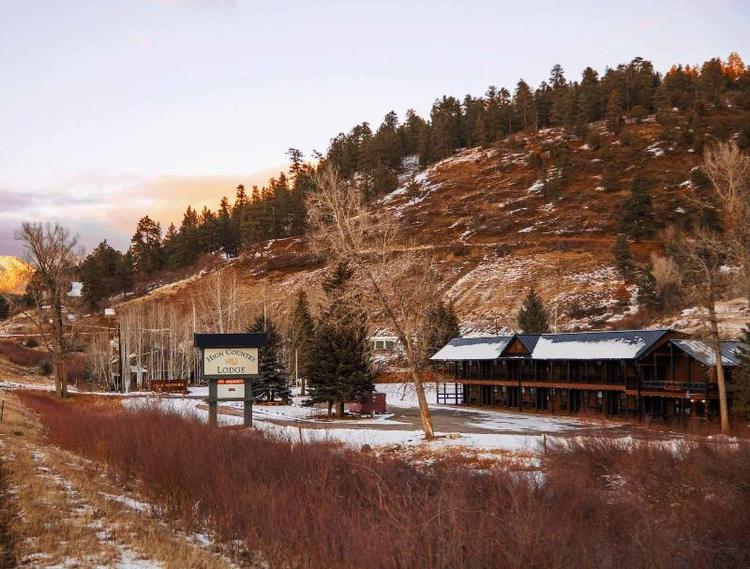 High Creek Lodge Cabins