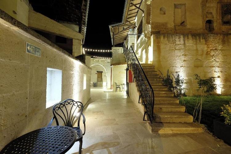 Arkeles Suites
