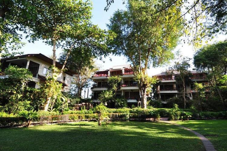 Birds and Bees Resort 