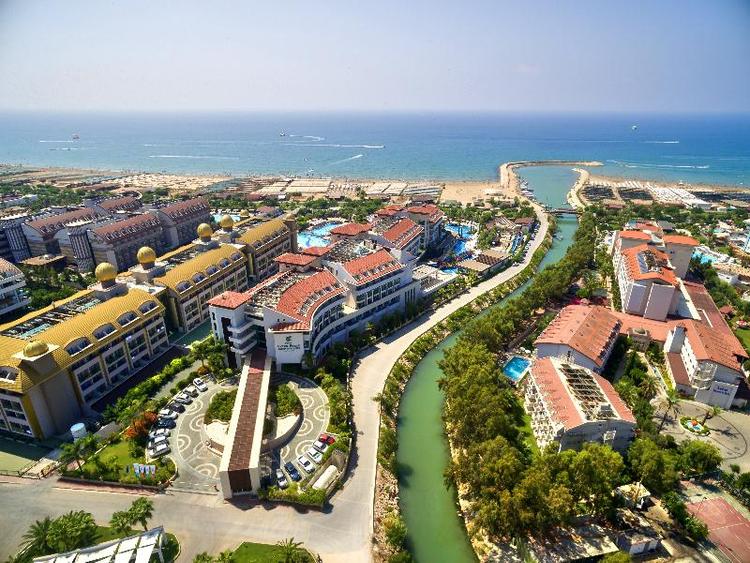 Sunis Evren Beach Resort
