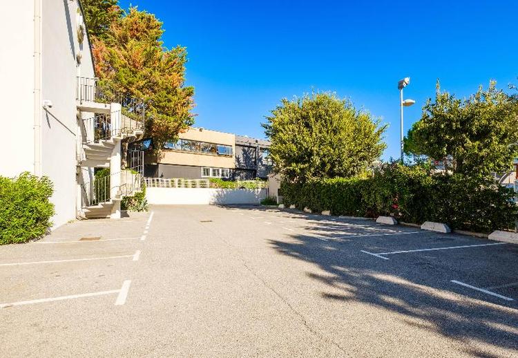 B&b Hotel Villeneuve-loubet Plage