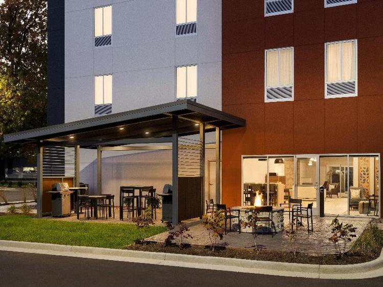 Avid Hotels Coralville Iowa City