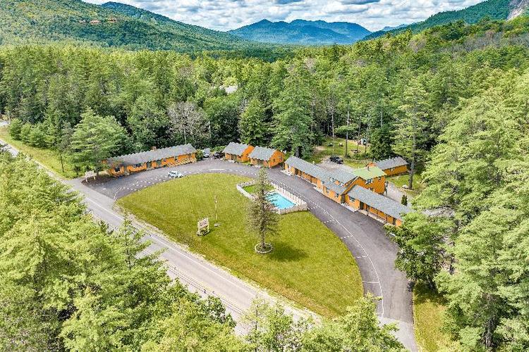 The Inn & More