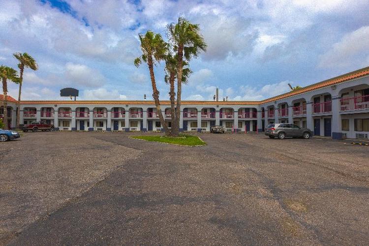 Hotel Corpus Christi North / I-37