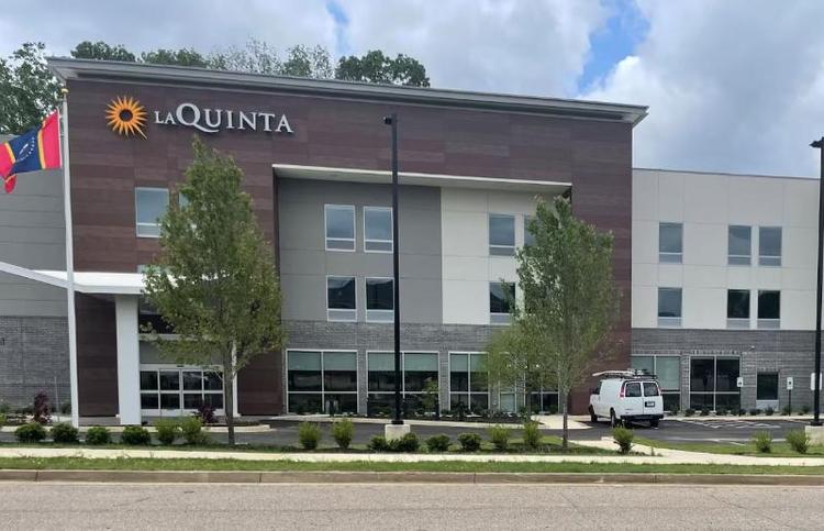 La Quinta Inn & Suites By Wyndham Olive Branch