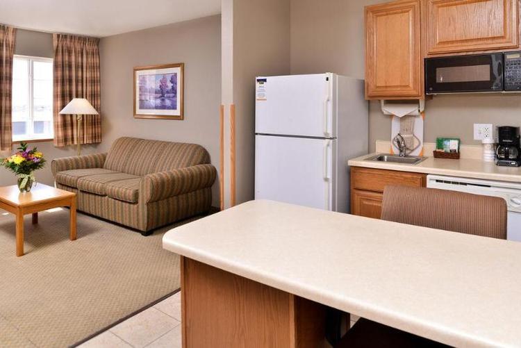 MainStay Suites Cedar Rapids