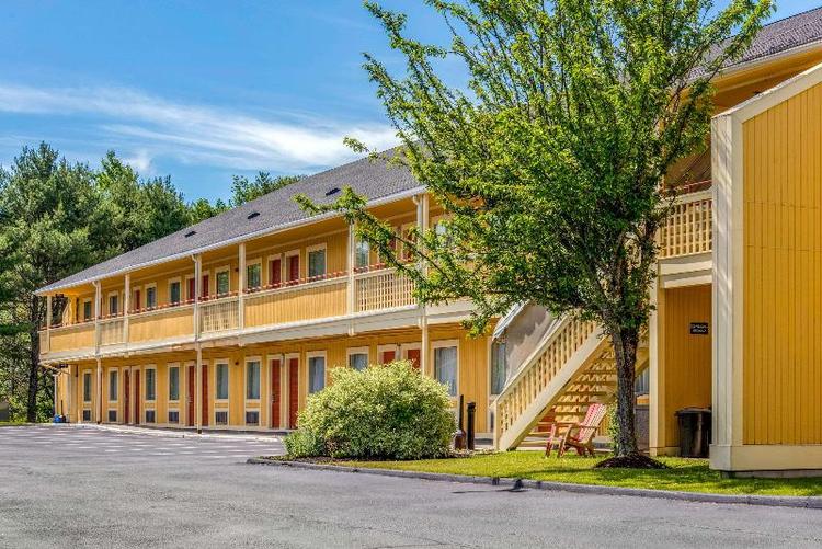 Econo Lodge (Freport)