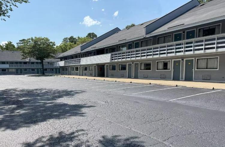 Days Inn By Wyndham Charlotte University