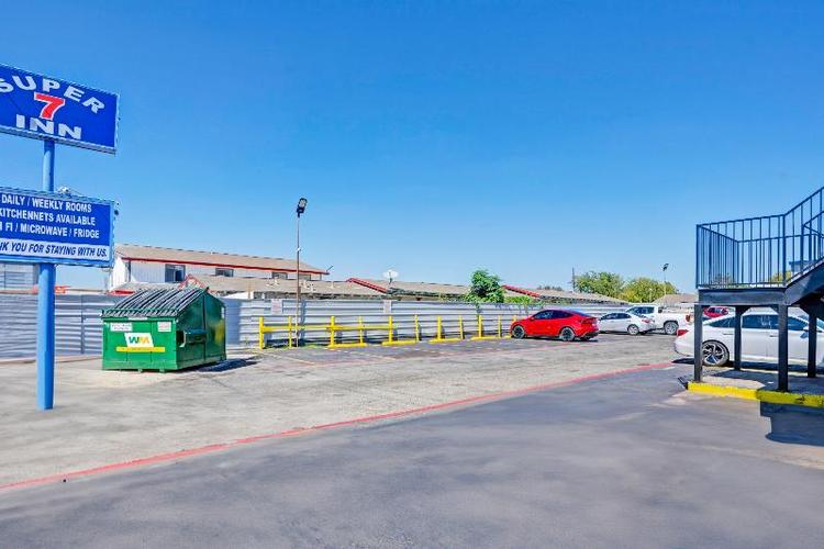 Super 7 Inn By Oyo San Antonio N.w. Medical Center