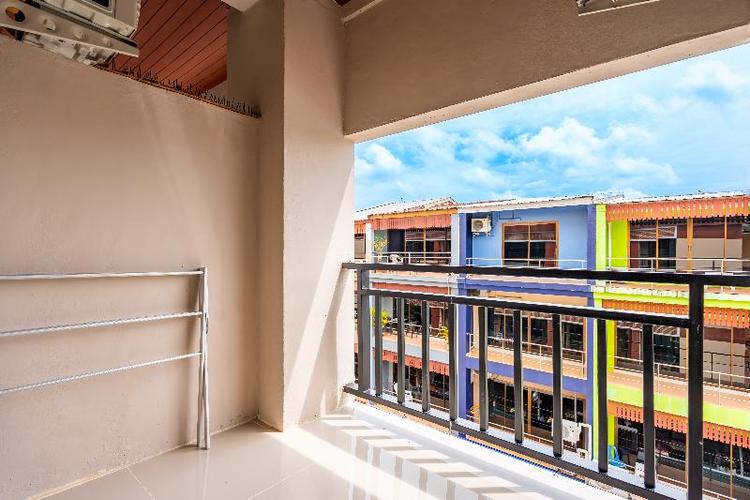 The Outdoor Kata Hotel