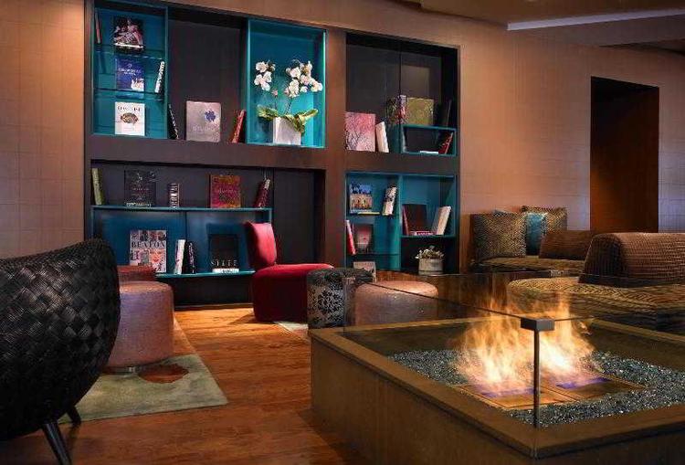 W Scottsdale