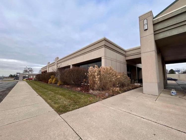 Skyline Hotel Detroit Airport SureStay Collection