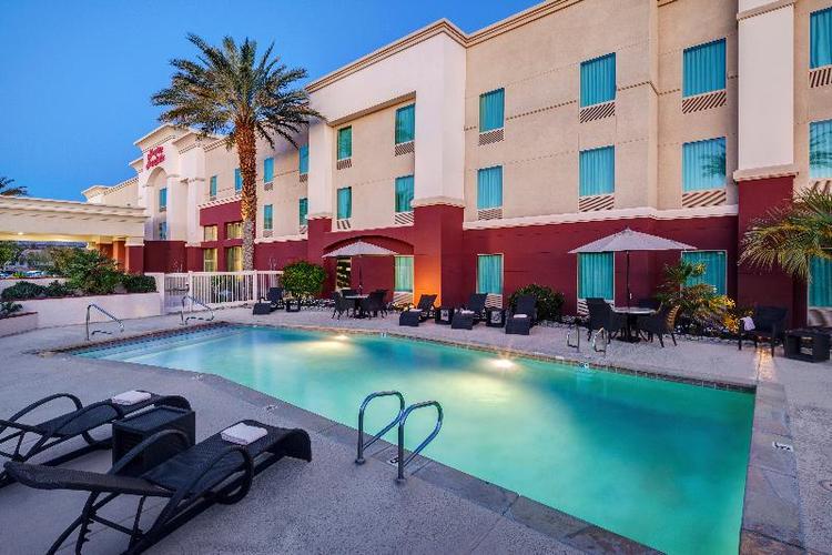 Hampton Inn and Suites Palm Desert