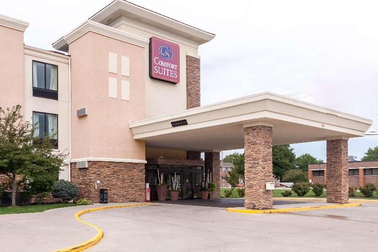 Comfort Suites
