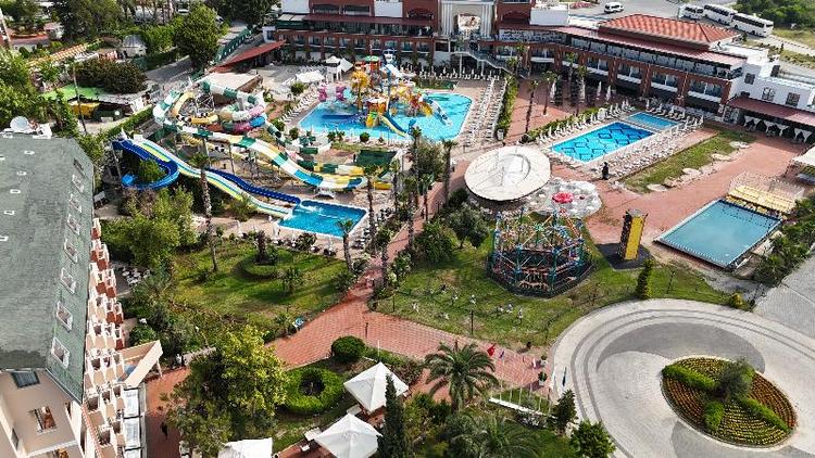 Club Aqua Plaza