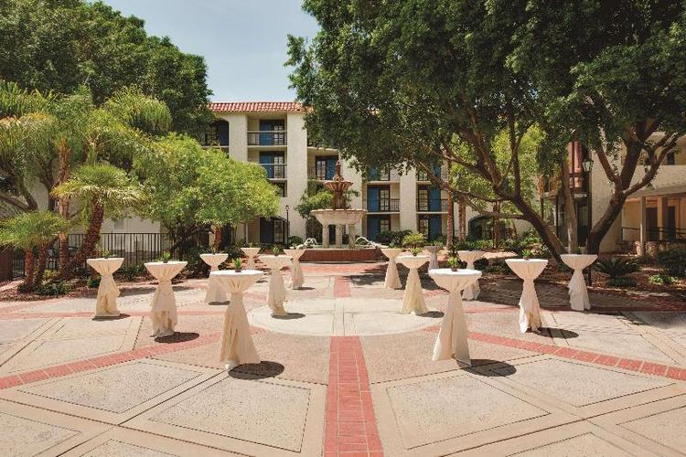 Embassy Suites by Hilton Scottsdale Resort