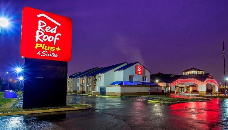 Red Roof PLUS+ & Suites Knoxville West-Cedar Bluff