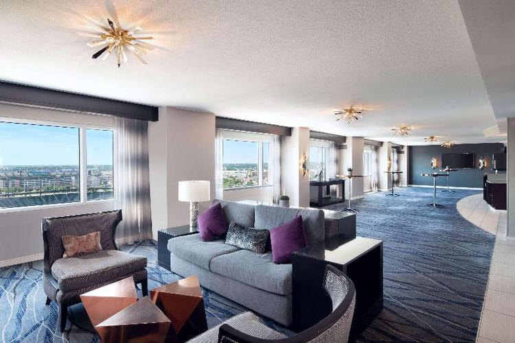 Hilton Baltimore Inner Harbor