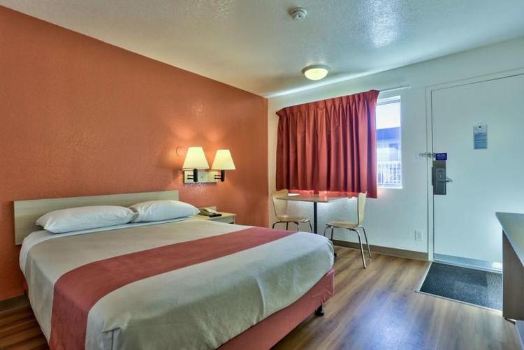 Motel 6 Flagstaff
