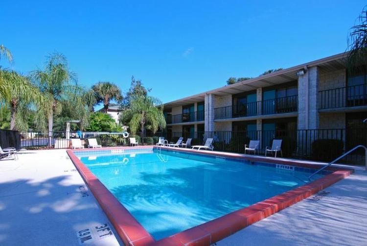 Quality Inn & Suites Orlando Airport