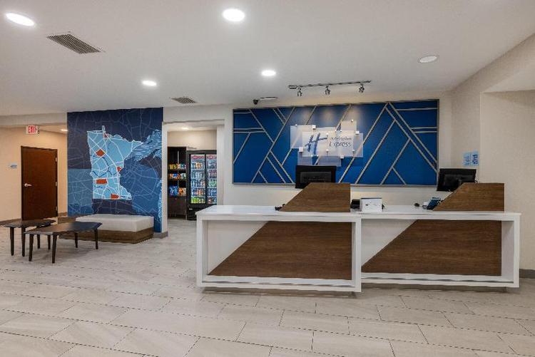 Holiday Inn Express Rochester South - Mayo Area