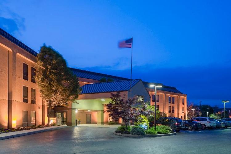 Larkspur Landing Carlisle