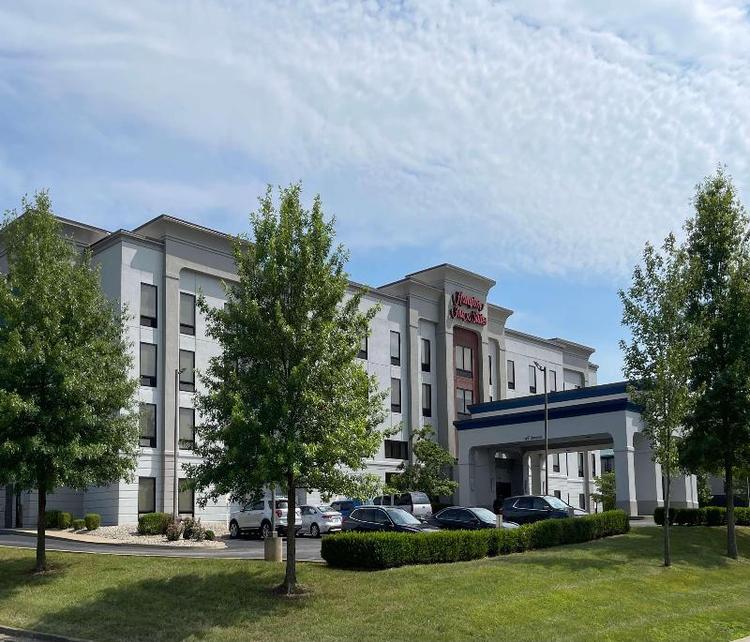 Hampton Inn & Suites Louisville East 