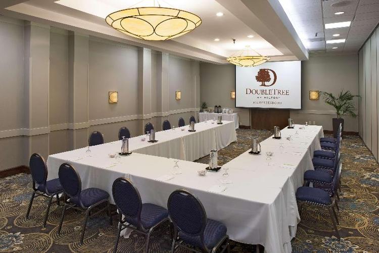 Doubletree Hotel Murfreesboro