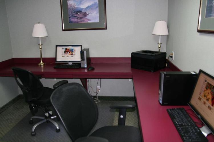 Hampton Inn Hillsville 