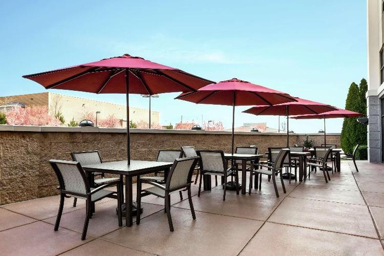 Hampton Inn & Suites Frederick-Fort Detrick