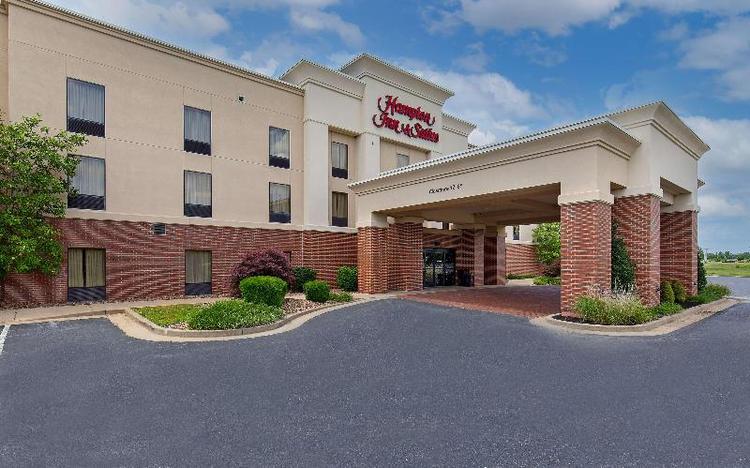 Hampton Inn & Suites Madisonville 
