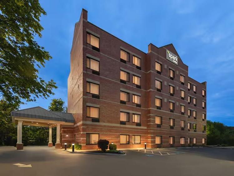Spark by Hilton Woburn Boston