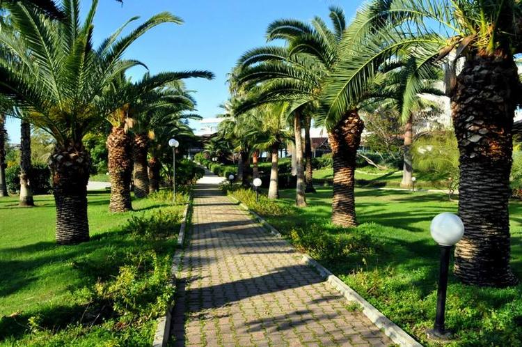 Starlight Resort Hotel