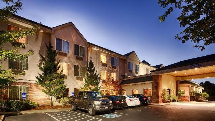 Best Western Plus Northwind Inn
