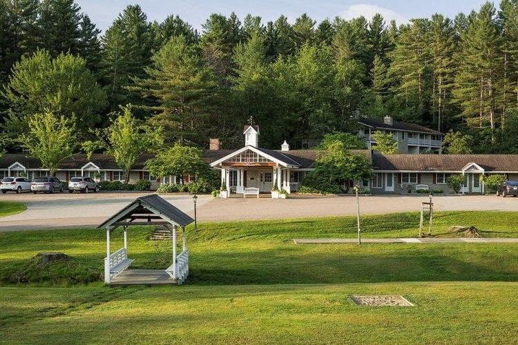Bluebird Cady Hill Lodge