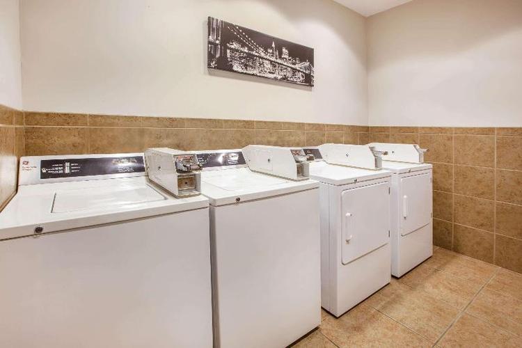 La Quinta Inn & Suites Cincinnati Airport Florence