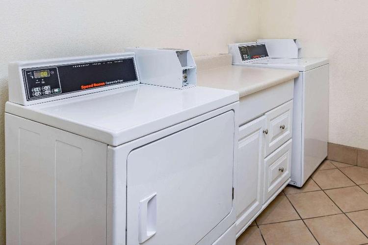 La Quinta Inn & Suites El Paso East