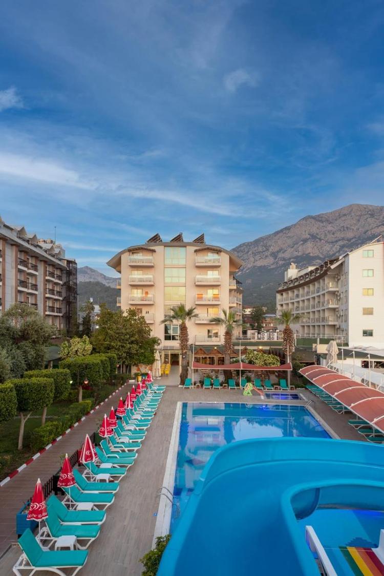 Lims Bona Dea Beach Hotel