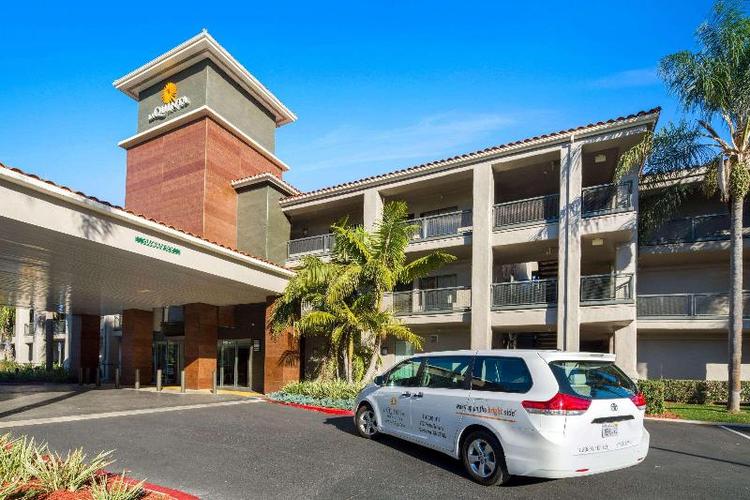 La Quinta by Wyndham Orange County Airport