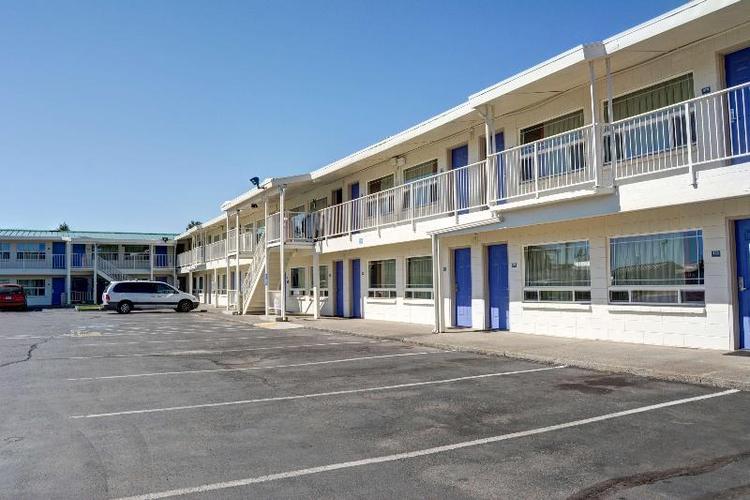 Motel 6 Bend