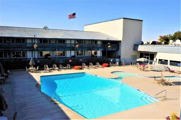 Richland Riverfront Hotel, Ascend Hotel Collection