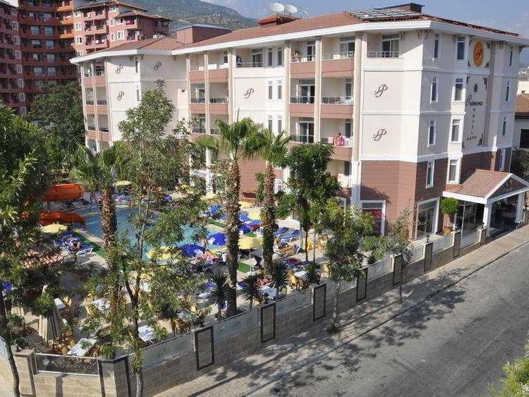 Primera Hotel